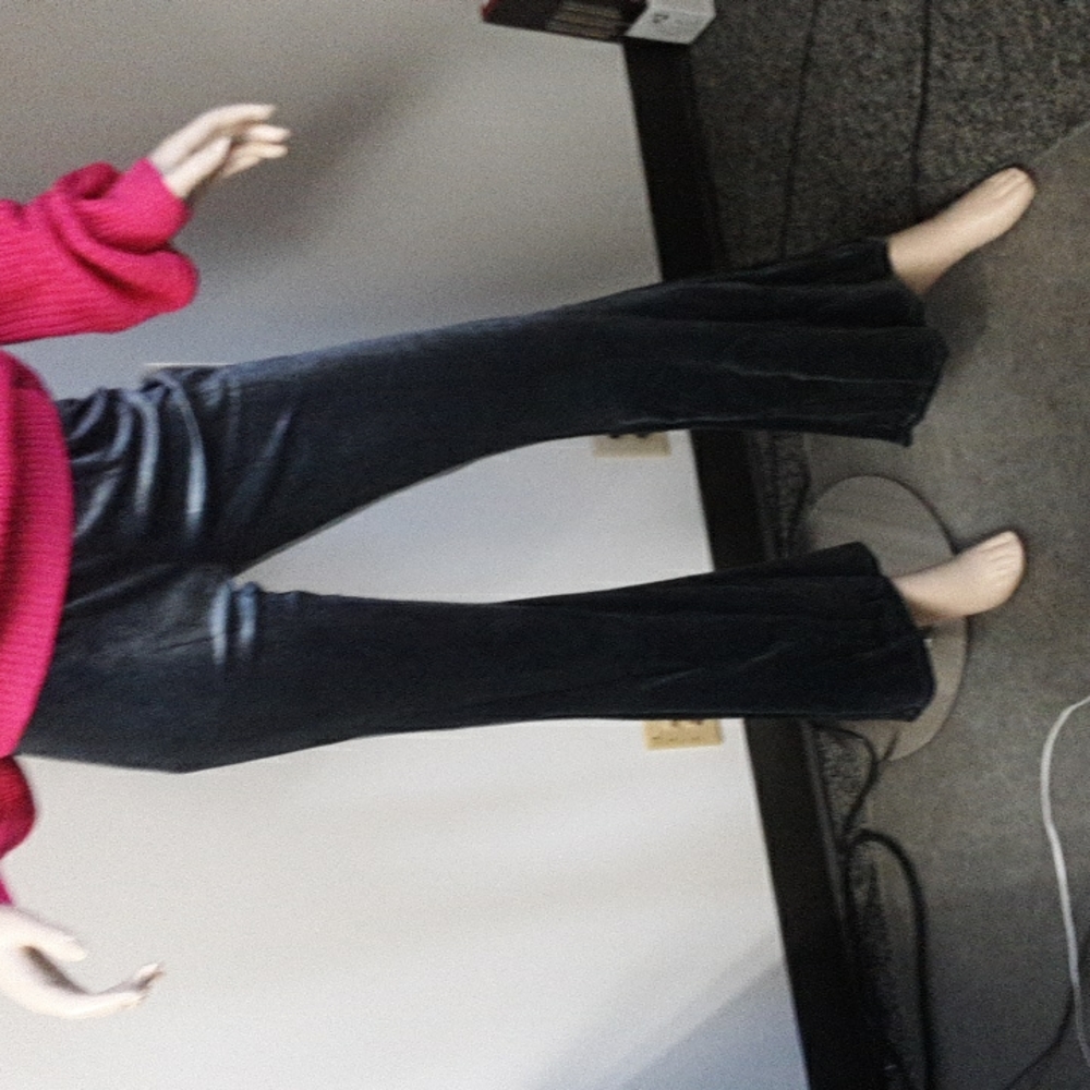 Buddy basics velvet stretch flare leggings